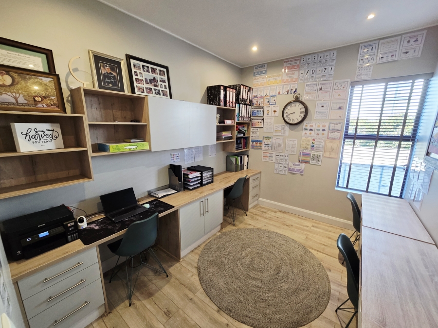 4 Bedroom Property for Sale in Kingswood Golf Estate Western Cape